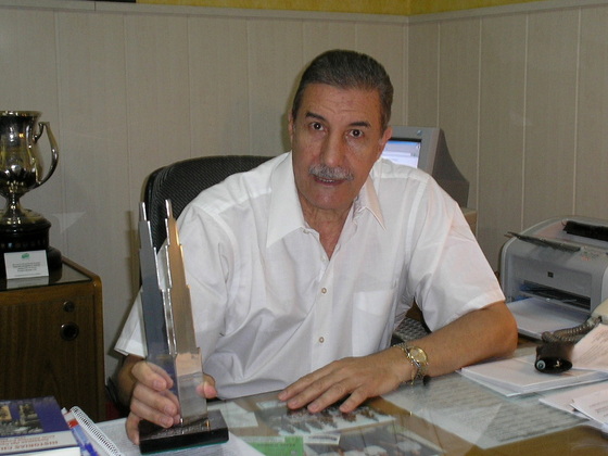 Mario Giammaría en el 2007, cuando había recibido por primera vez el Premio Alumni.