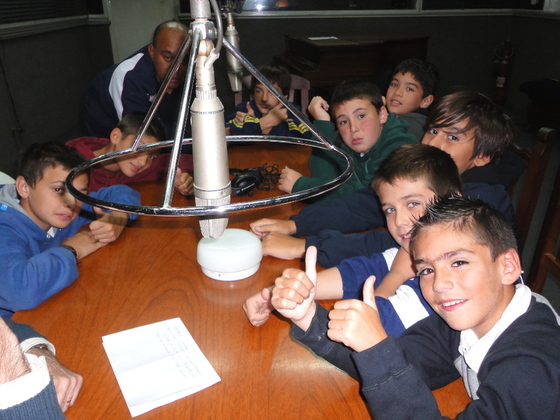 Los chicos de nuestros selectivos solían visitar nuestro programa en Radio Nacional.