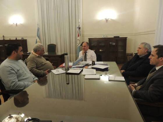 En 2014, en una reunión con el vicegobernador Jorge Henn, Massari trató temas de su club.