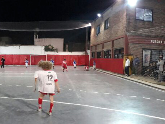 Ahora el rojiblanco es poseedor de uno de los escenarios más coquetos del futsal local.