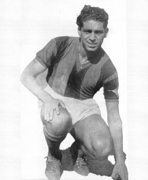 Reinaldo "mamucho" Martino. Salió de Belgrano de Rosario y jugó en San Lorenzo y la Selección.