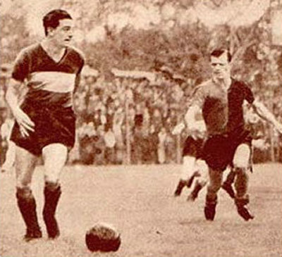 Partido disputado entre Newell's y Boca Juniors en 1954.