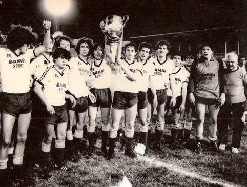 Otra de Argentino. Aquí el plantel "salaíto" que fue campeón del Torneo Ivancich en 1984.