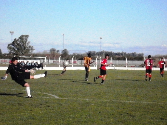 Finalmente en Bella Vista terminaron repartiendo puntos
