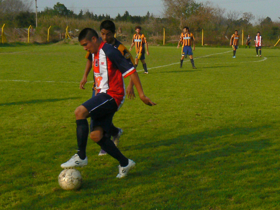 Griffa sigue merodeando la mitad de la tabla