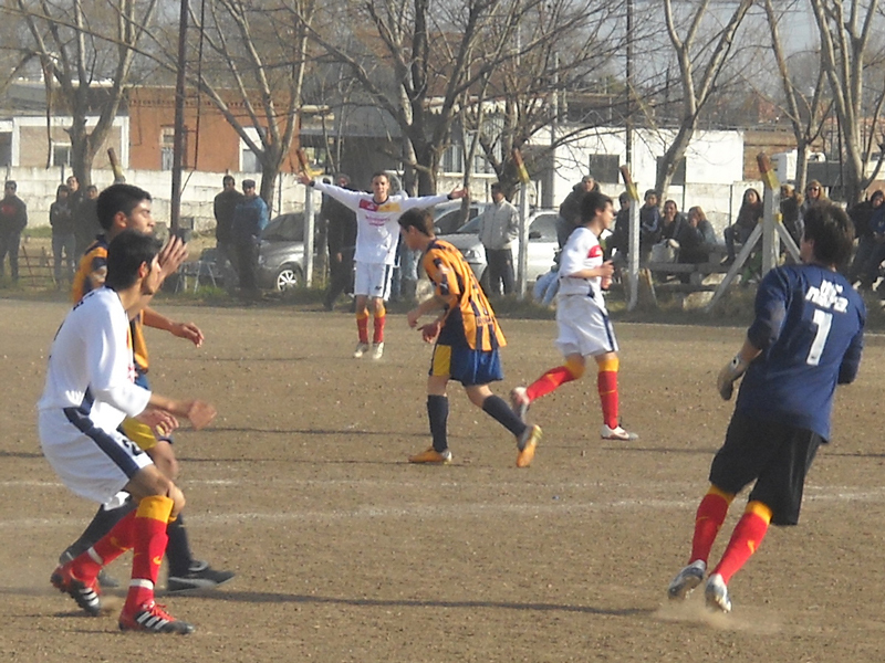 El Canalla lleva 6 sin perder y se acerca a la punta