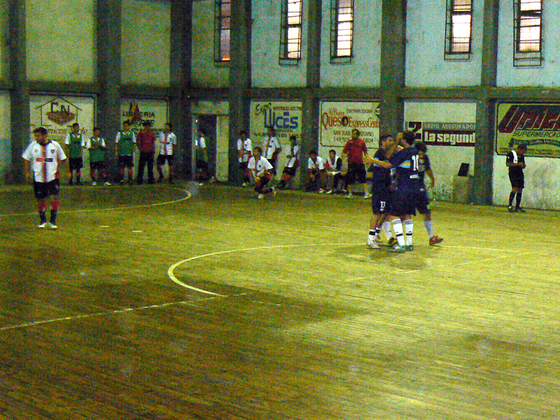 El equipo de Arroyito festejó ante la Lepra