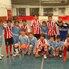 La 8va división de Horizonte posa con los chicos de Glorias Futsal, de Tigre.