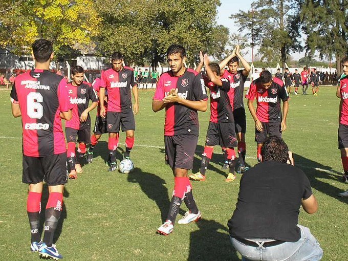 El escolta Newell's recibirá al puntero Oriental en el partido más atractivo.