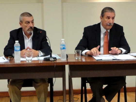El Sr. Roberto Olmos, Asambleísta por Tiro Federal, fue designado Secretario de Asamablea.