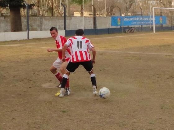En el segundo tiempo el gol estuvo cerca, pero la definición no estuvo fina.