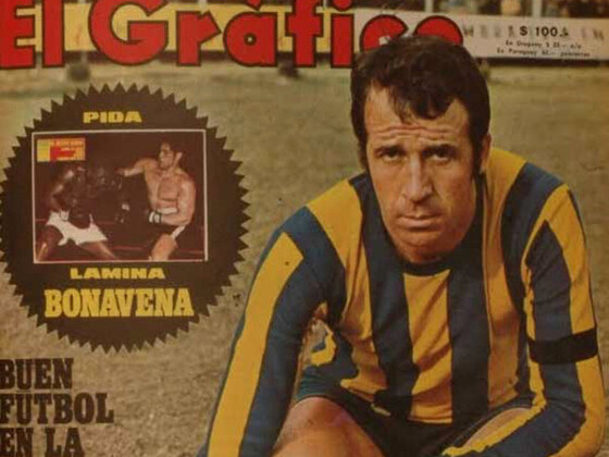 Timoteo en su época de jugador, siendo tapa de la ahora histórica Revista "El Gráfico".