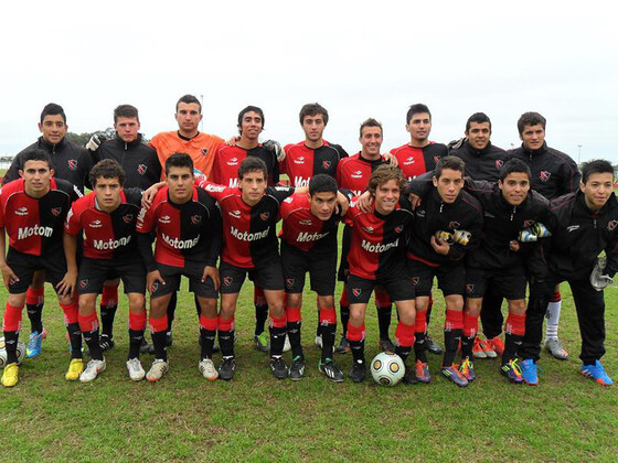 La 4ta División, al igual que la Primera Local, está al mando de Carlos Polenta. Foto: E.Pizzuto.