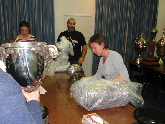Los trofeos que se exhibirán fueron elegidos dependiendo su antigüedad y relevancia.