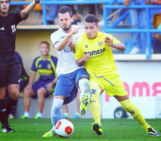 El rosarino Nahuel Leiva ya hizo pie en la 1ra División del Fútbol Español. Uno más y van...