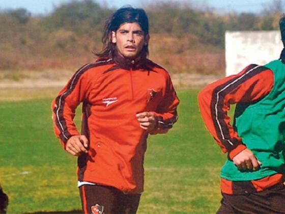 Ever Banega usar&aacute;, por primera vez oficialmente, los colores de Newell's. Foto: La Capital.