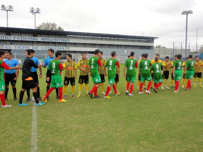 Coronel Aguirre y Oriental se brindaron dentro del campo pero siempre con lealtad.