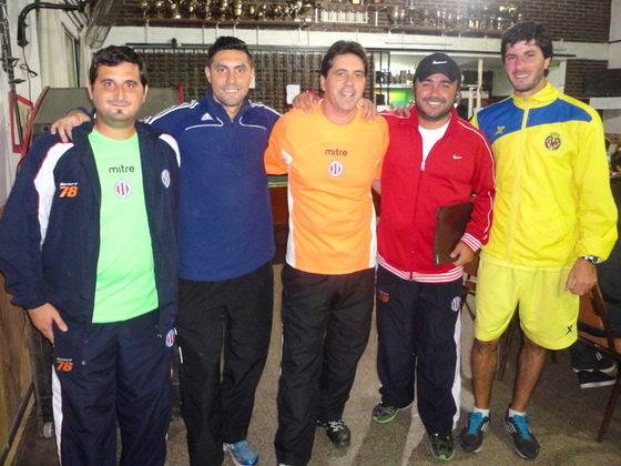 Los cinco técnicos anhelan lo mismo. Que sus equipos se traigan el trofeo de campeón.