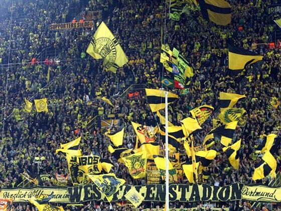 El Borussia alemán mueve multitudes en el país de los campeones del mundo.