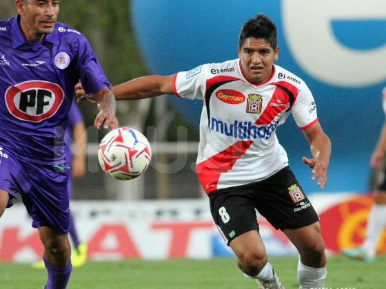 En la primera fecha del Torneo 2014/15 Curicó cayó derrotado 2-1 con Concepción.