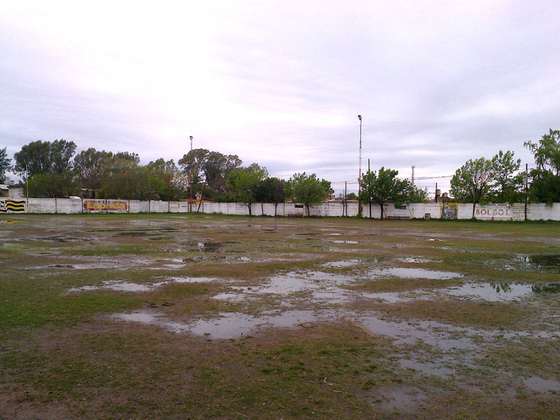 As&iacute; se encontraba este domingo la cancha de Oriental. Foto: Adri&aacute;n Chaparro.