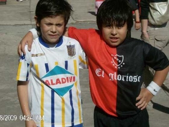Muchas veces los chicos dan el ejemplo a los grandes. La cordura y el respeto deben imponerse