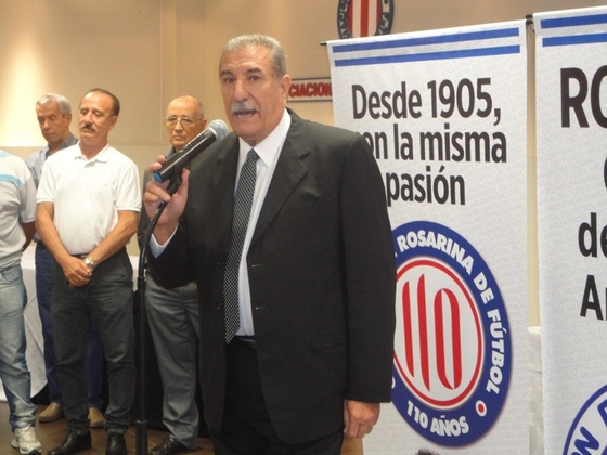 El Presidente de la Asociación Rosarina de Fútbol se mostró feliz con el Aniversario.