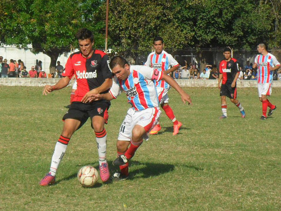 Newell's gan&oacute; en cancha de Tiro Suizo (ah&iacute; lo elimin&oacute; tambi&eacute;n del Ivancich), y es &uacute;nico l&iacute;der. Foto: Erica Pizzuto.