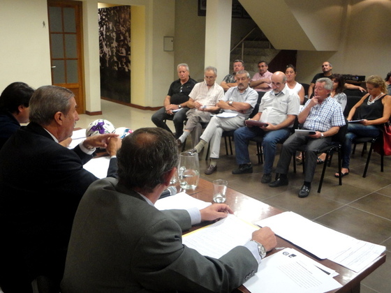 Durante la reunión de hoy se acordó para el próximo miércoles la Asamblea de la B y la C.