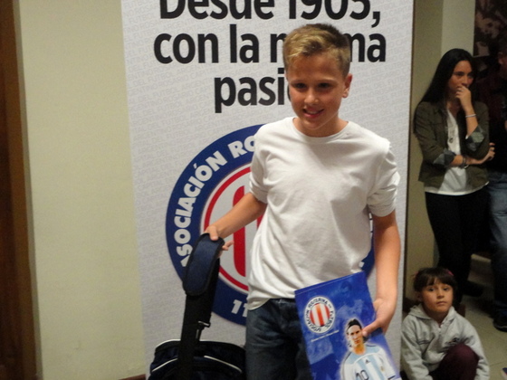 Miqueas Perret, del Sub-11, es delantero de Rosario Central. Su ídolo es Luisito Suárez.