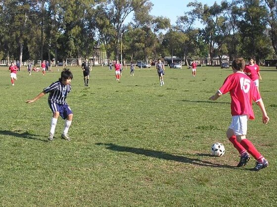 No hubo equivalencias entre los potentes y hábiles jugadores de Rosario y los pequeños de Entre Ríos.