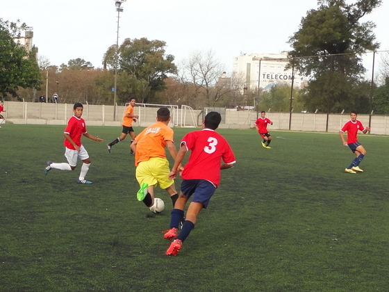 El partido se jugó como un partido normal. A buen ritmo y con gran intensidad.