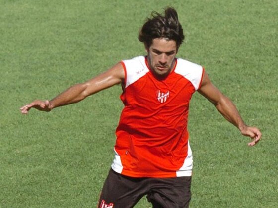 Facundo Alfonso viene de Instituto de Córdoba y el miércoles podría quedar finalmente habilitado para el debut.