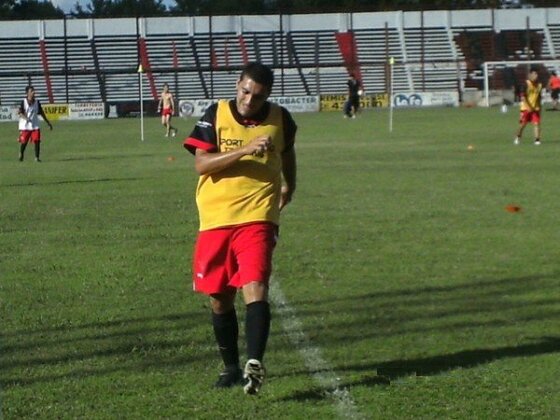Hernán Zanni, que cumplió 24 años este lunes, jugó en Adiur, Argentino y Ñuls. Ahora está en Madryn.