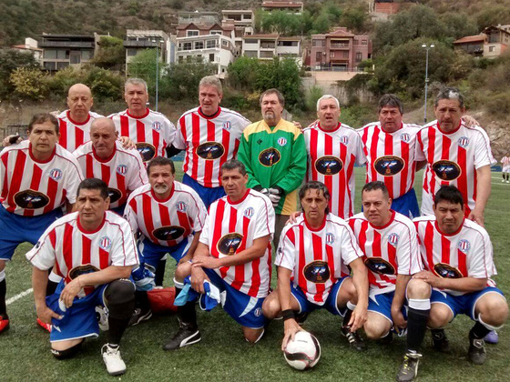 La cancha, en la que se jug&oacute; la competencia, ten&iacute;a una vista fant&aacute;stica junto a una ladera.