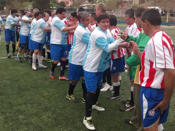 En la semifinal mucho público, y combatientes de otras ciudades, presenciaron el cotejo.