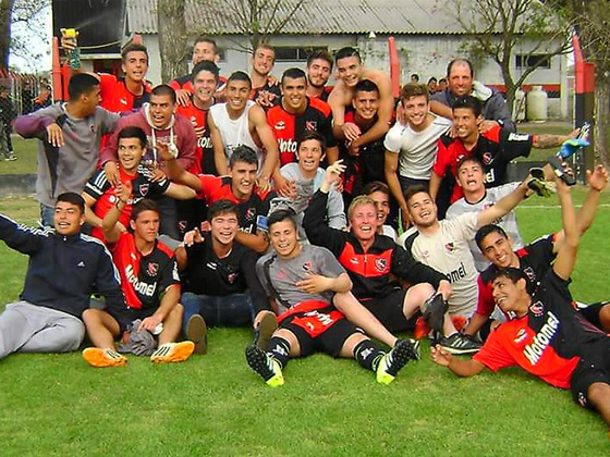 La Cuarta fue campeona tras vencer a Provincial en la pen&uacute;ltima fecha. Foto: Agust&iacute;n Dorado.