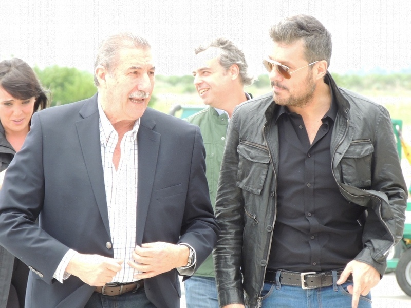 Marcelo Tinelli, apenas bajó de su avión, fue recibido por Giammaría, Presidente de la ARF.