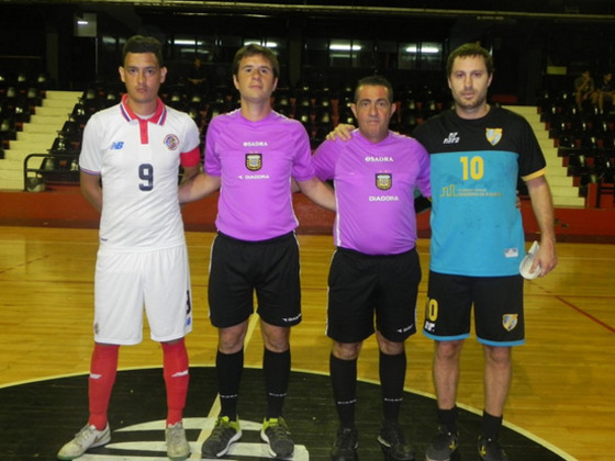 Esteban Pérez, capitán de Regatas, Luciano Tessandori y Sergio Dessimoni, árbitros.