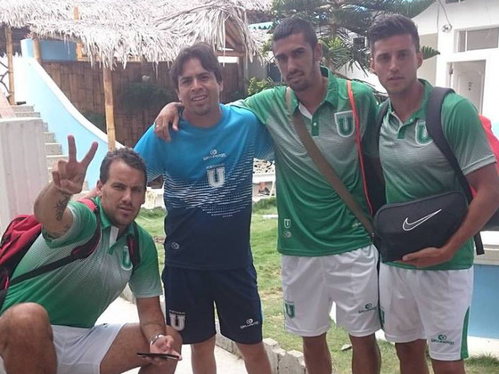 El Pato Escott junto a Cristian Fabbiani y Diego Romero, ambos argentinos.
