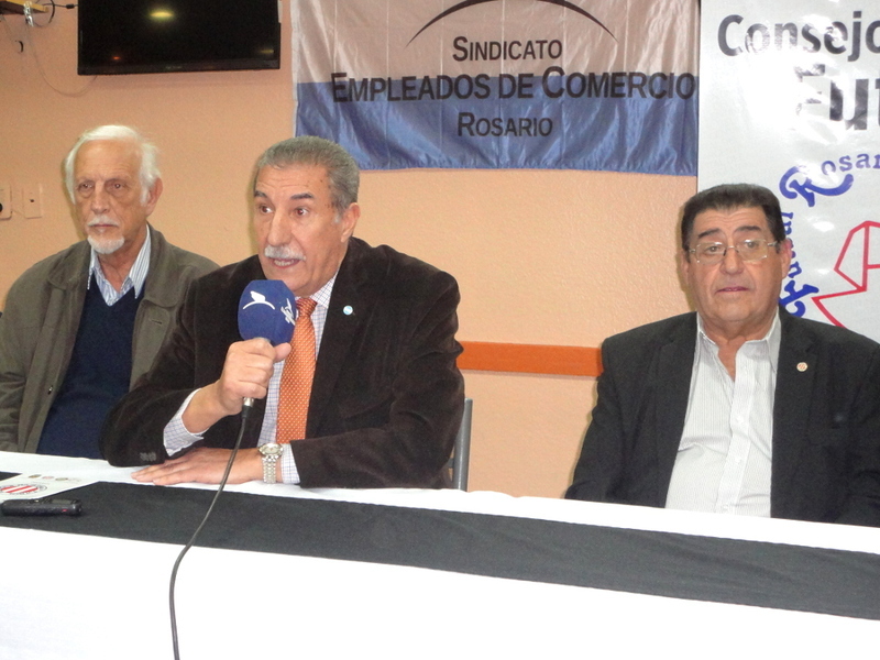 Mario Giammaría felicitó a los responsables del futsal local, por el crecimiento permanente.