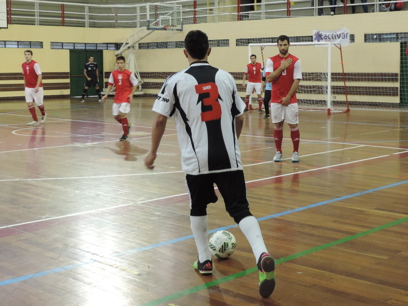 El Porvenir y Provincial animaron un partido muy emotivo, pese a que ambos se sabían con pocas chances de avanzar en el Torneo.