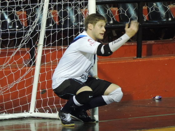 Teitelman, uno de los mejores arqueros que del futsal rosarino. Garantía bajo los tres palos.