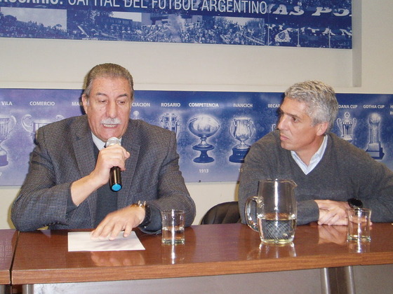 Giammaría acompañado por el Subsecretario de Deportes, Lic. Adrián Ghiglione.