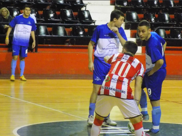 Barracas, que marcha segundo en el máximo torneo metropolitano, volvió al Estadio de Newell's, donde fue campeón del Torneo Nacional. Foto: www.cunadelfutsal.com.