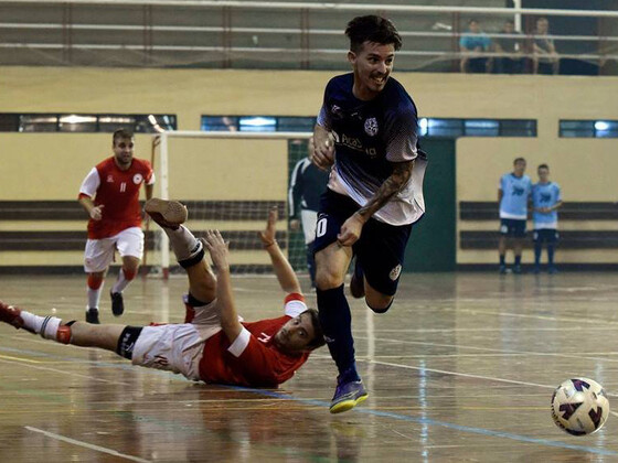 Seba Villanueva, el goleador del ascenso 2016, delantero explosivo de Remeros Alberdi. Foto: www.cunadelfutsal.com.