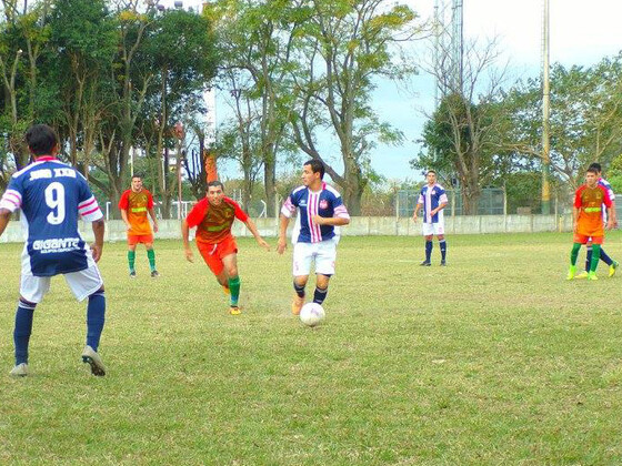 Juan XXIII venci&oacute; a Botafogo en Baigorria y es &uacute;nico l&iacute;der en la 1ra B. Foto: Tony Del Duchetto.