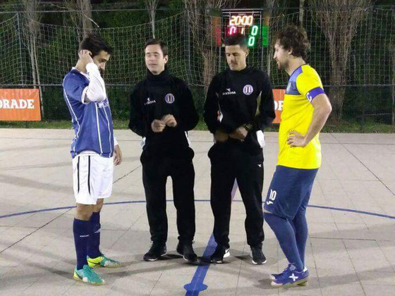 Una imagen de la otra semifinal de Primera. Regatas, de gran campaña, le ganó 2 a 1 a Jockey.