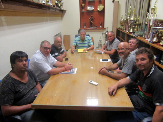 Delegados de El Torito, Botafogo, Bancario, Olympia y Mar&iacute;a Reina, se reunieron con la Mesa Directiva de la ARF para resolver el reordenamiento de sus primeros equipos.