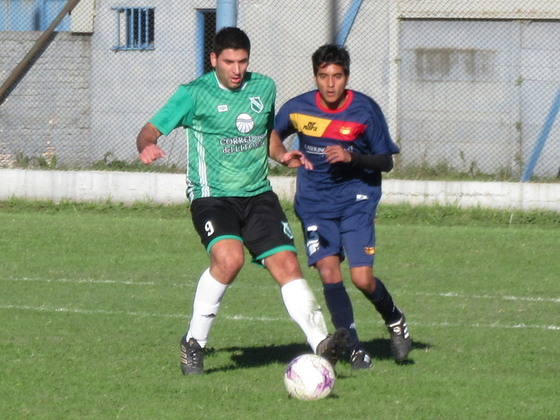 Defensores Unidos y Social Lux reeditarán el clásico de Ludueña. Será en la tercera fecha.